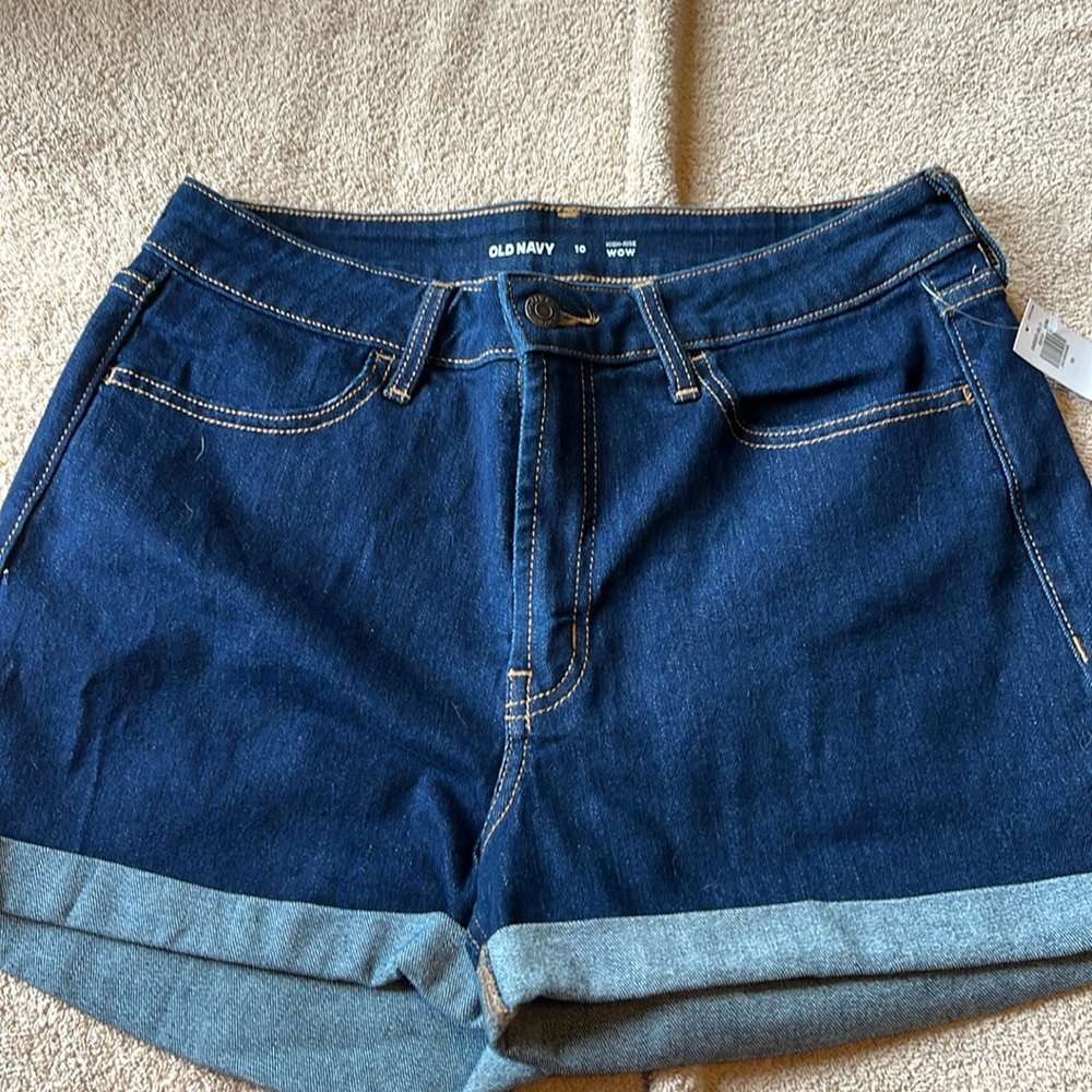 Old navy WOW short 10